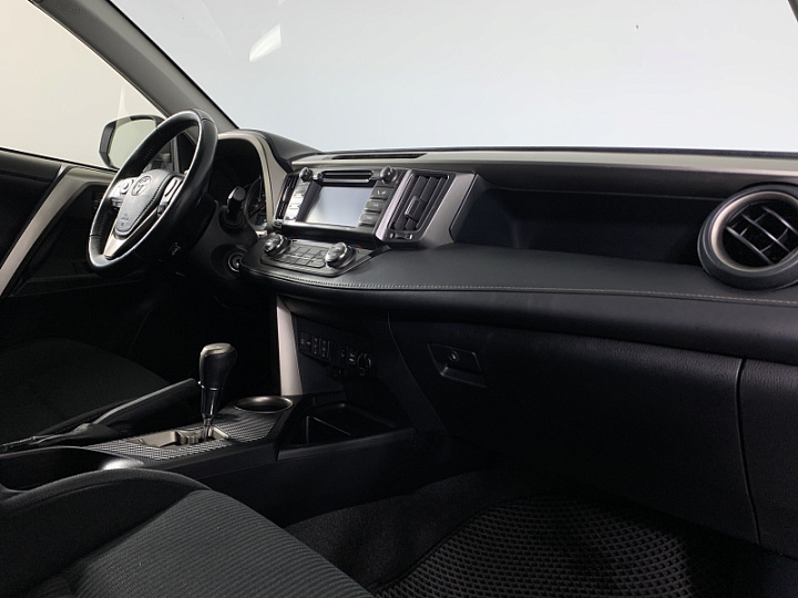 TOYOTA RAV4 2, 2015 года, Вариатор, БЕЛЫЙ