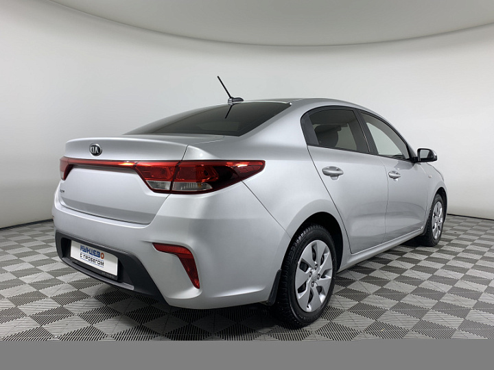 KIA Rio 1.6, 2019 года, Автоматическая, Серебристый
