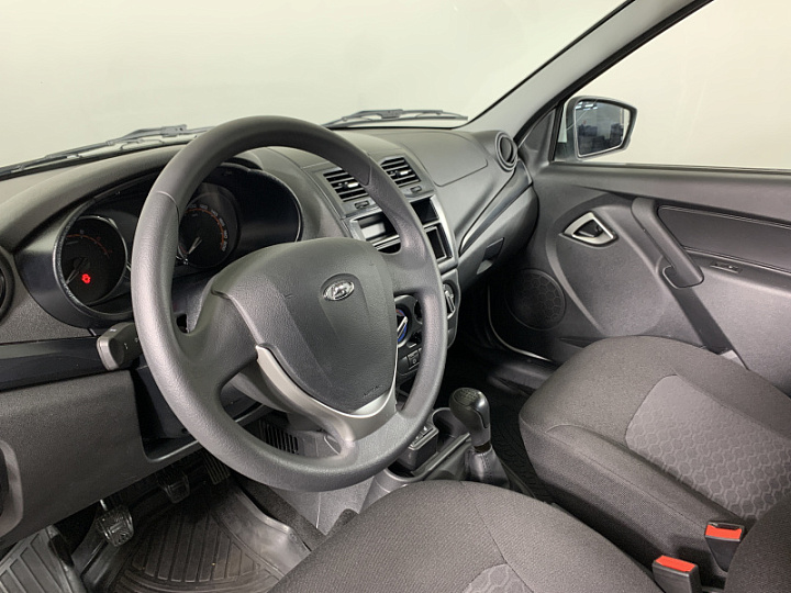 Lada Granta 1.6, 2023 года, Механика, БЕЛЫЙ