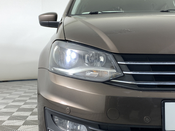 VOLKSWAGEN Polo 1.6, 2016 года, Автоматическая, КОРИЧНЕВЫЙ