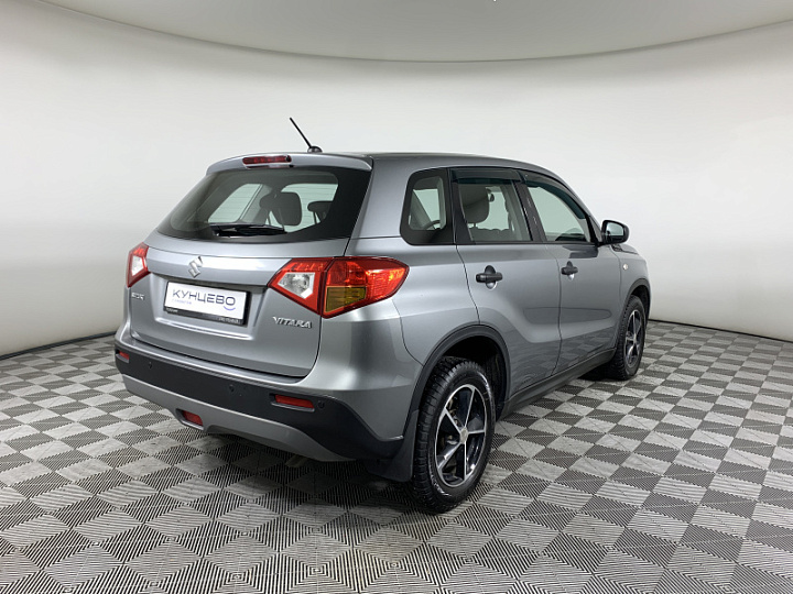 SUZUKI Vitara 1.6, 2015 года, Автоматическая, СЕРЫЙ