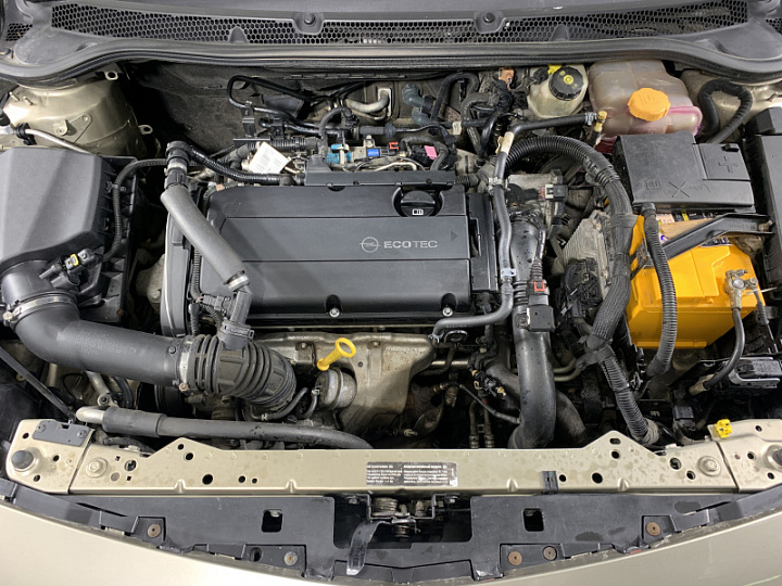 OPEL Astra 1.6, 2011 года, Автоматическая, БЕЖЕВЫЙ