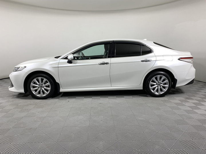 TOYOTA Camry 2.5, 2019 года, Автоматическая, БЕЛЫЙ