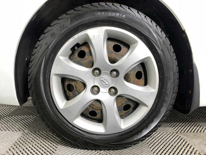 HYUNDAI Solaris 1.6, 2011 года, Автоматическая, БЕЛЫЙ