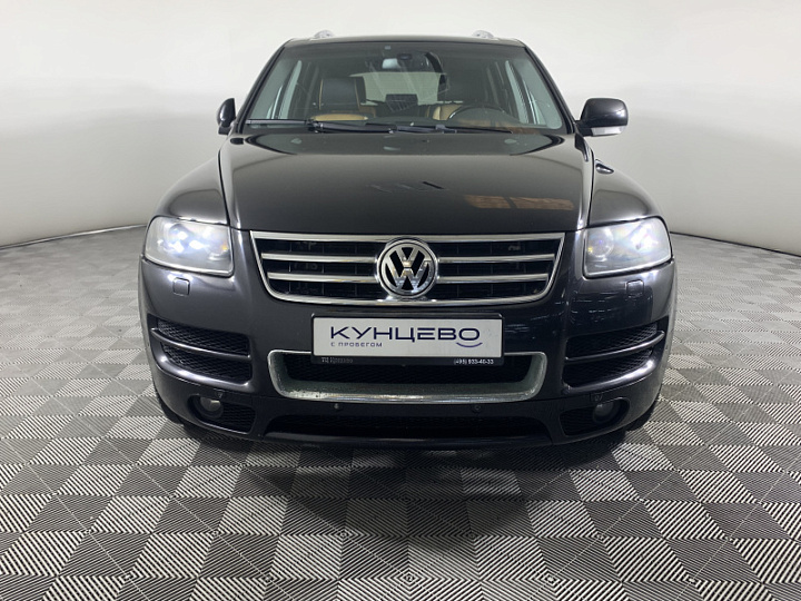 Volkswagen Touareg 3.2, 2006 года, Автоматическая, Черный