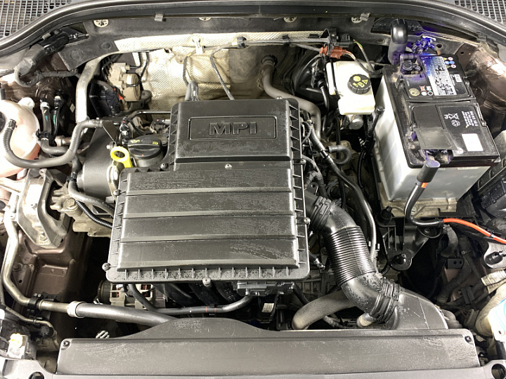 SKODA Octavia 1.6, 2019 года, Автоматическая, КОРИЧНЕВЫЙ