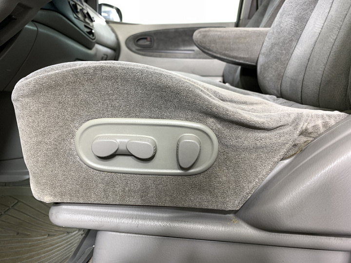 MAZDA MPV 3, 2002 года, Автоматическая, Серебристый
