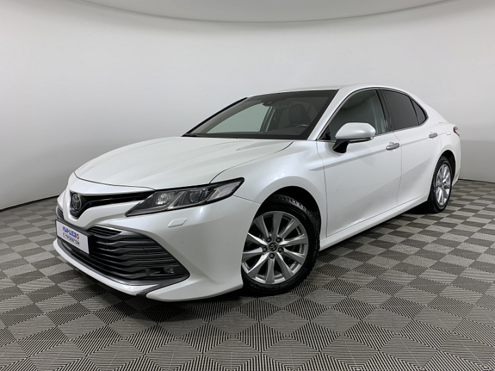 TOYOTA Camry 2.5, 2019 года, Автоматическая, БЕЛЫЙ