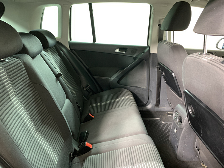 VOLKSWAGEN Tiguan 2, 2011 года, Автоматическая, БЕЛЫЙ
