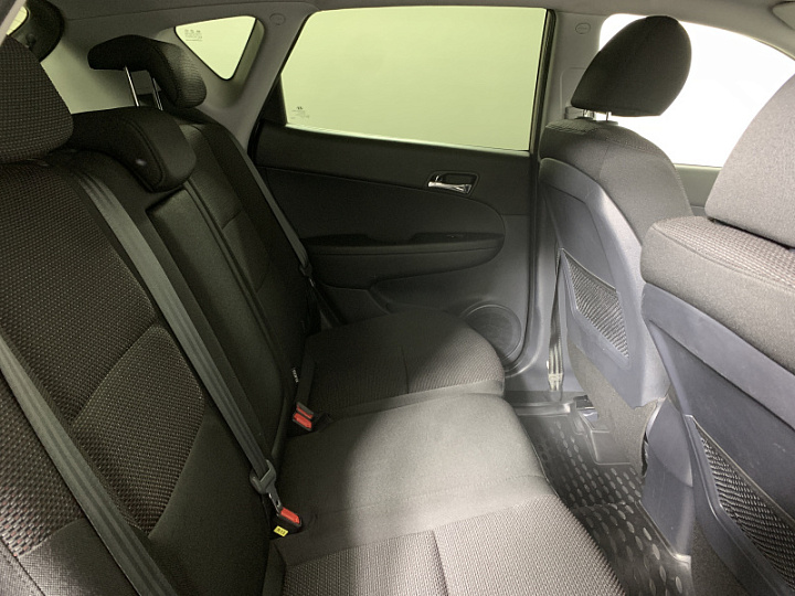 HYUNDAI i30 1.6, 2009 года, Автоматическая, БЕЖЕВЫЙ