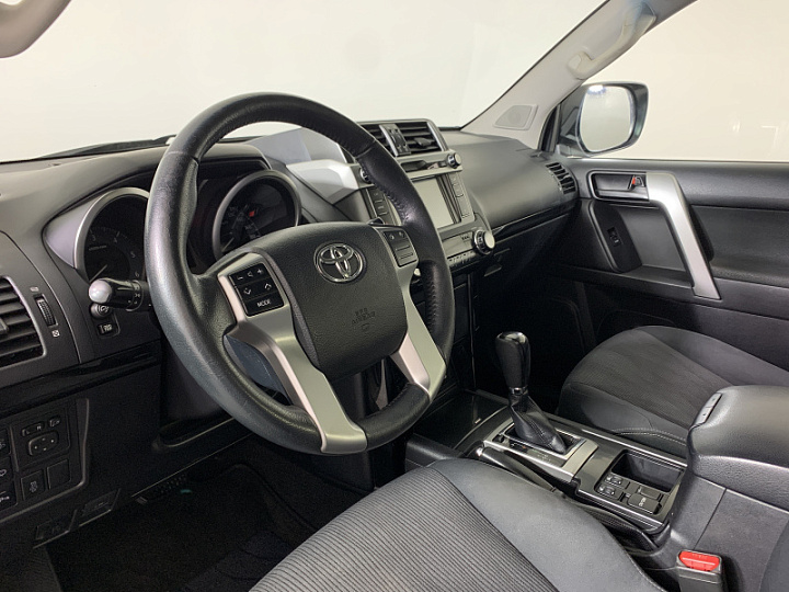 Toyota Land Cruiser Prado 150 2.755, 2017 года, atm6, Белый