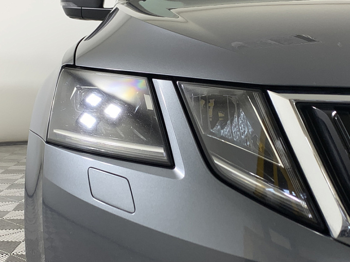 Skoda Octavia 1.6, 2019 года, Автоматическая, Серый