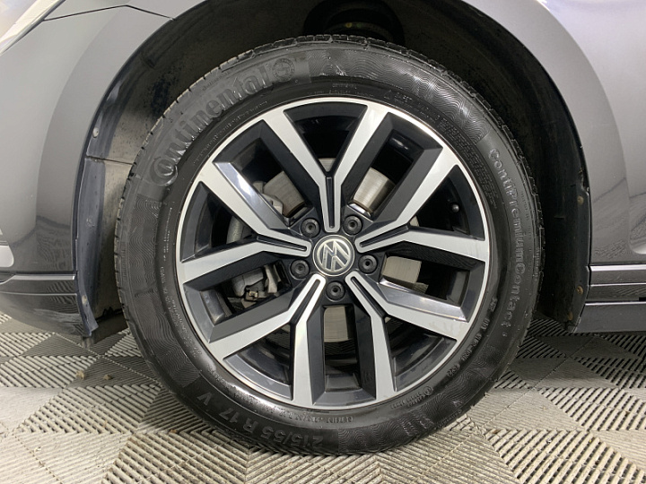 VOLKSWAGEN Passat 1.8, 2018 года, Робот, Черно-Серый