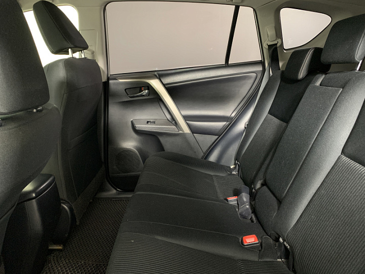 TOYOTA RAV4 2, 2015 года, Вариатор, БЕЛЫЙ