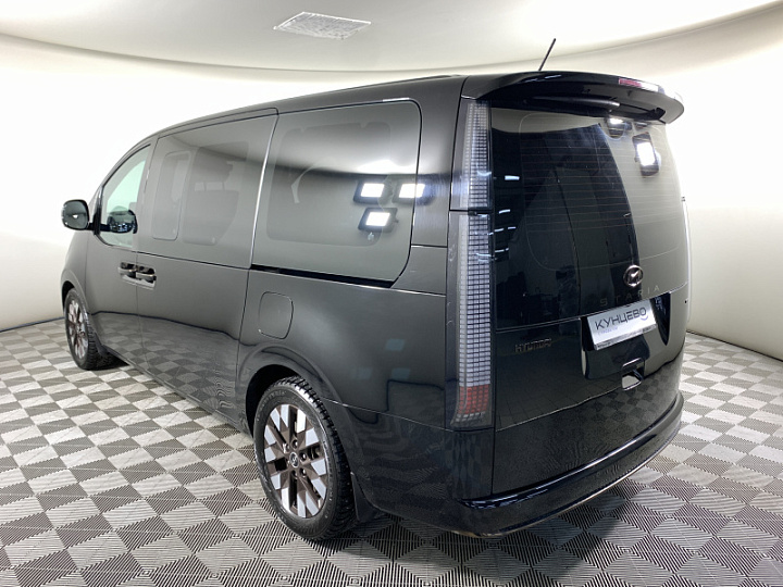 HYUNDAI Staria 2.2, 2022 года, Автоматическая, ЧЕРНЫЙ