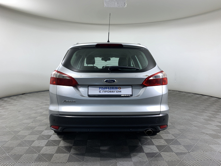 FORD Focus 2, 2012 года, Робот, Серебристый