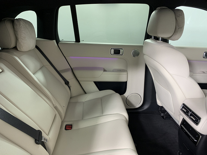 Li Auto L7 1.5, 2023 года, Автоматическая, ЧЕРНЫЙ