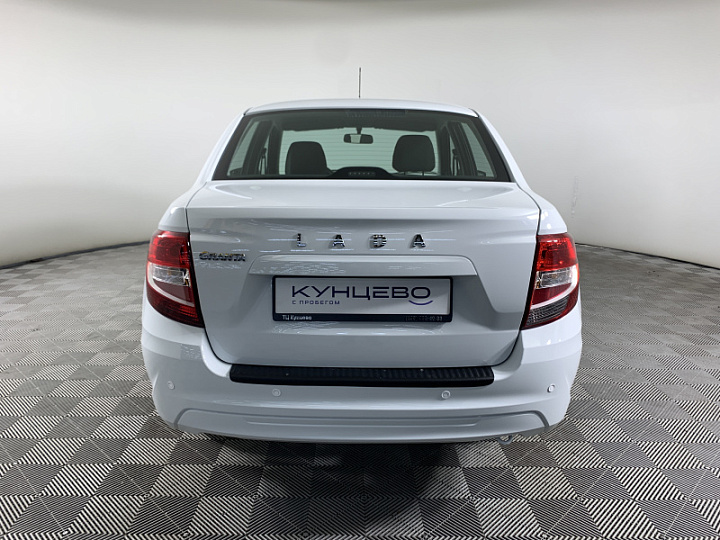 Lada Granta 1.6, 2025 года, Механика, БЕЛЫЙ