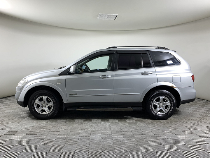 SsangYong Kyron 2, 2012 года, Автоматическая, cеребристый