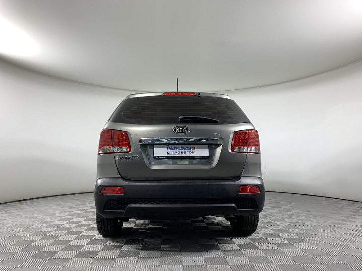KIA Sorento 2.4, 2012 года, Автоматическая, БЕЛЫЙ