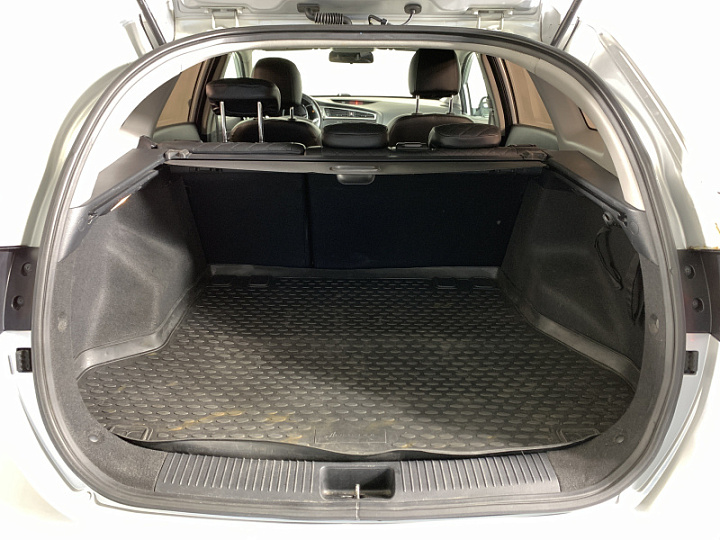 KIA Ceed 1.6, 2017 года, Автоматическая, Серебристый