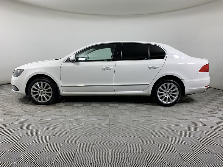 SKODA Superb 1.8, 2014 года, Робот, БЕЛЫЙ