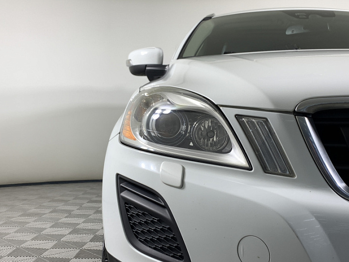 VOLVO XC60 2.4, 2012 года, Автоматическая, БЕЛЫЙ