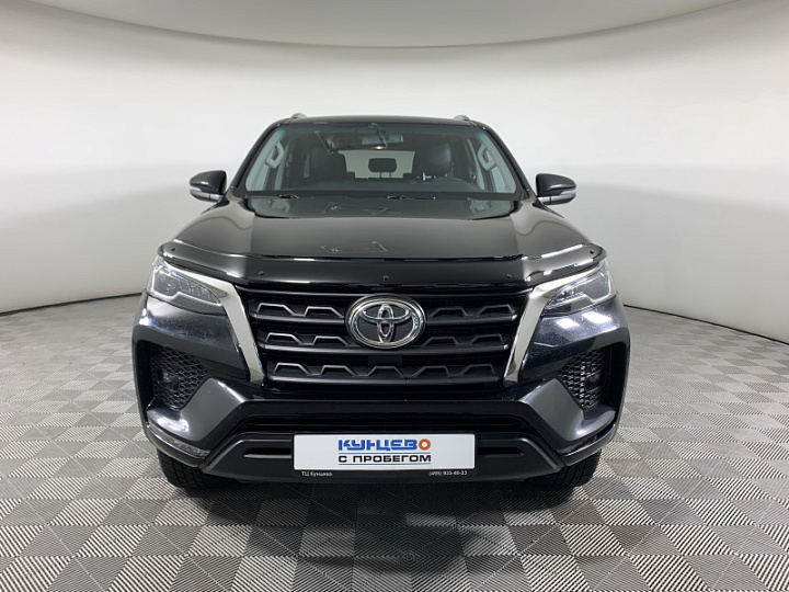 TOYOTA Fortuner 2.8, 2021 года, Автоматическая, ЧЕРНЫЙ