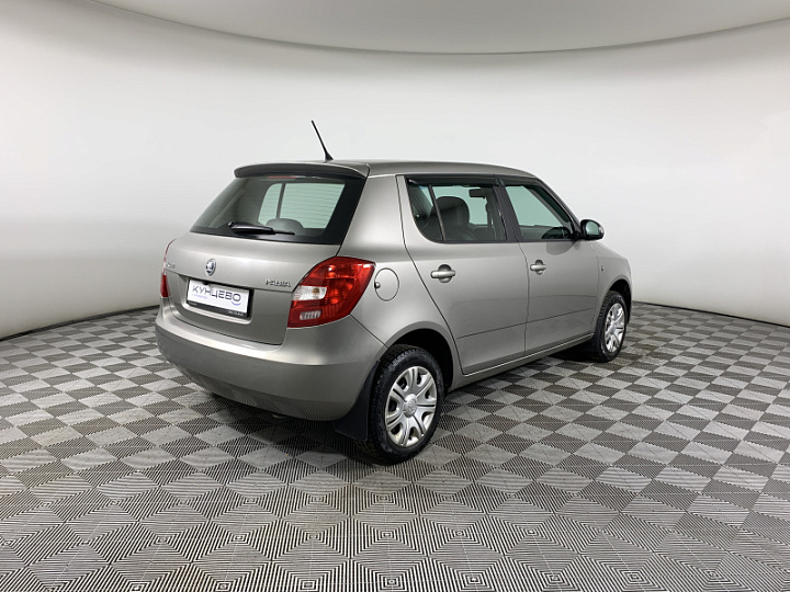 SKODA Fabia 1.2, 2014 года, Механика, БЕЖЕВЫЙ