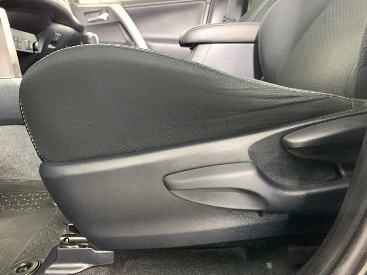 TOYOTA RAV4 2, 2016 года, Вариатор, Темно-Коричневый