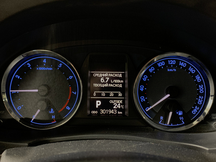 TOYOTA Corolla 1.8, 2013 года, Вариатор, ТЕМНО-СИНИЙ