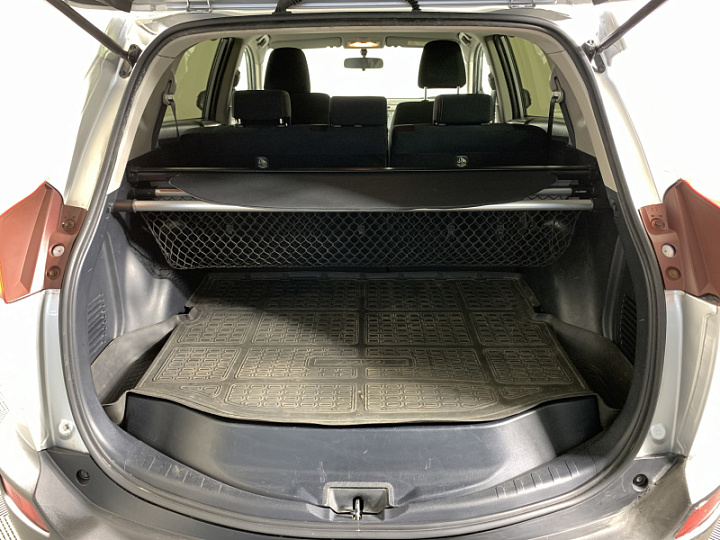 TOYOTA RAV4 2, 2014 года, Вариатор, Серебристый