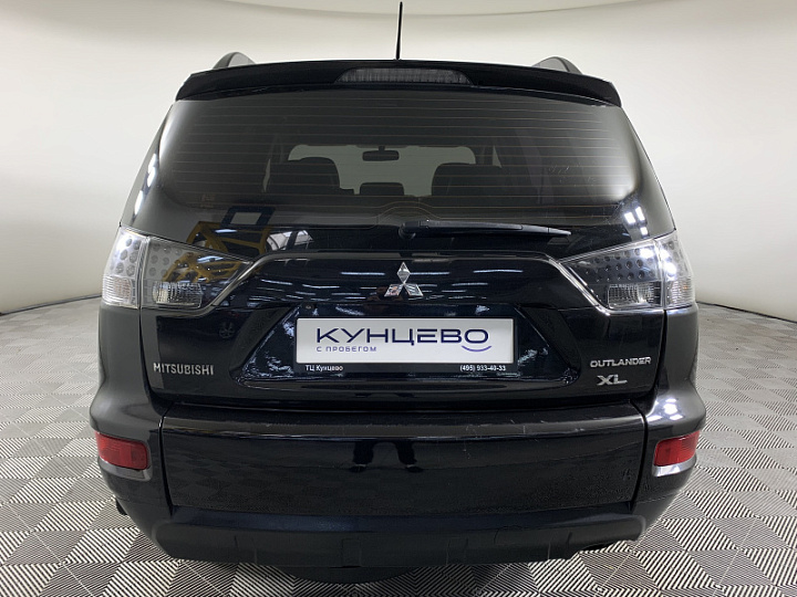 Mitsubishi Outlander 2.4, 2012 года, Вариатор, ЧЕРНЫЙ