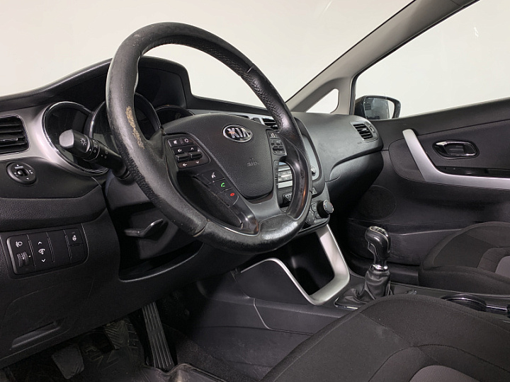 KIA Ceed 1.6, 2013 года, Механика, КОРИЧНЕВЫЙ