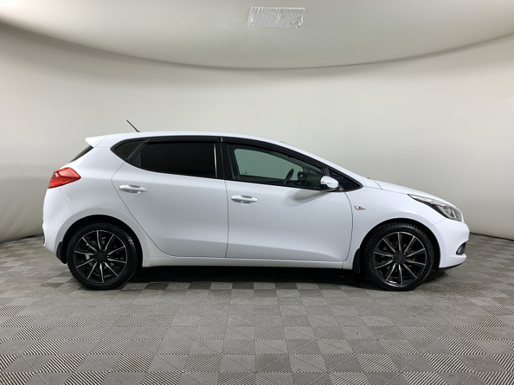 KIA Ceed 1.6, 2013 года, Механика, БЕЛЫЙ
