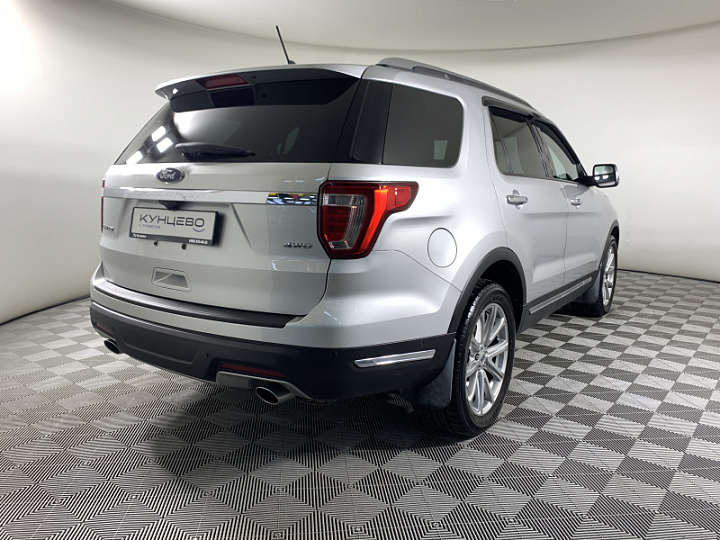 FORD Explorer 3.5, 2018 года, Автоматическая, Серебристый