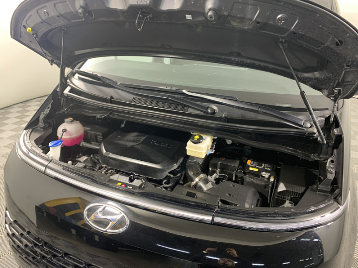 HYUNDAI Staria 2.2, 2021 года, Автоматическая, ЧЕРНЫЙ