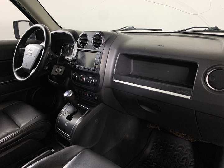 JEEP Liberty (Patriot) 2.4, 2010 года, Вариатор, ТЕМНО-СИНИЙ