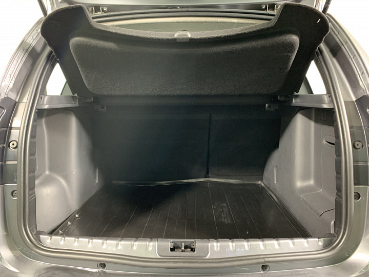 NISSAN Terrano 1.6, 2018 года, Механика, СЕРЫЙ
