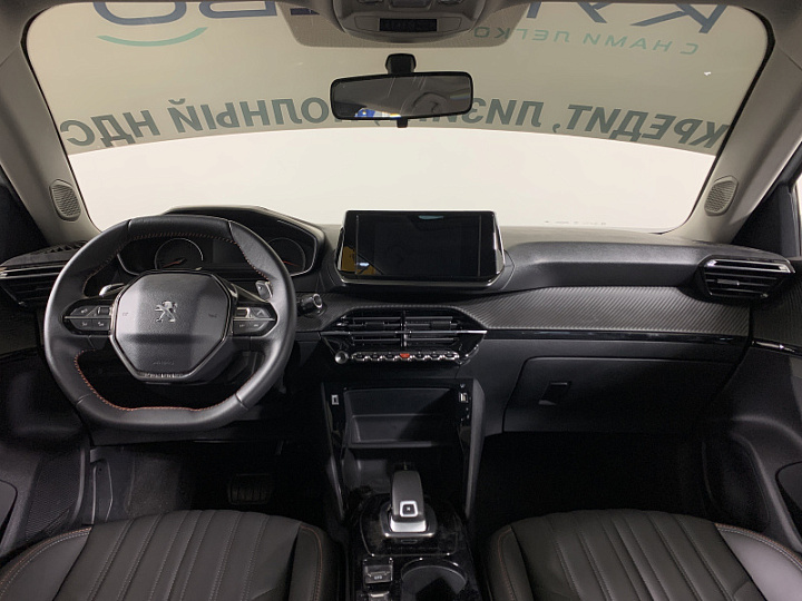 PEUGEOT 2008 1.2, 2023 года, Автоматическая, БЕЛЫЙ