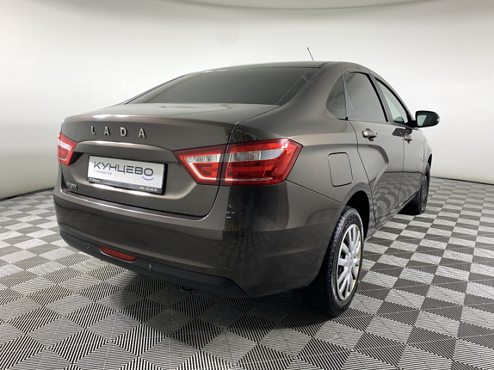 Lada Vesta 1.6, 2020 года, Механика, КОРИЧНЕВЫЙ