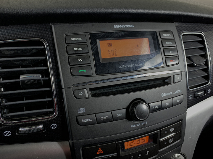 SSANGYONG Actyon 2, 2012 года, Механика, Серебристый