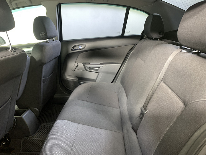 Opel Astra 1.8, 2009 года, Механика, Темно-серый