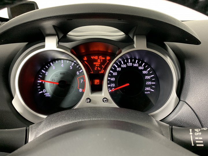 NISSAN Juke 1.6, 2015 года, Вариатор, ЧЕРНЫЙ