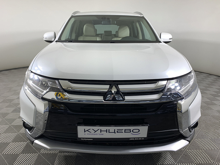 Mitsubishi Outlander 2, 2018 года, Вариатор, БЕЛЫЙ