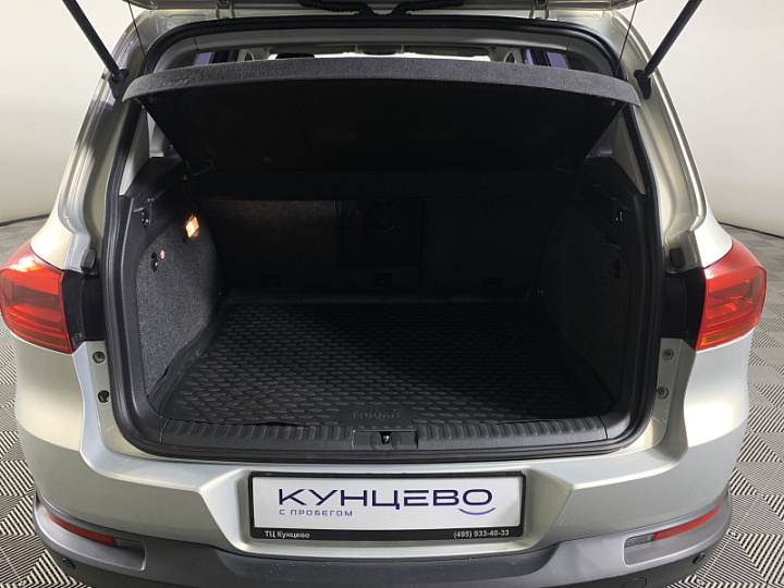 Volkswagen Tiguan 2, 2012 года, Автоматическая, Серебристый
