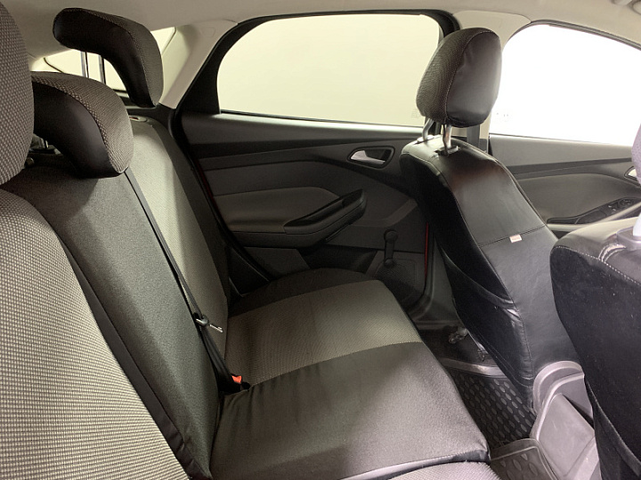 FORD Focus 1.6, 2011 года, Робот, КРАСНЫЙ