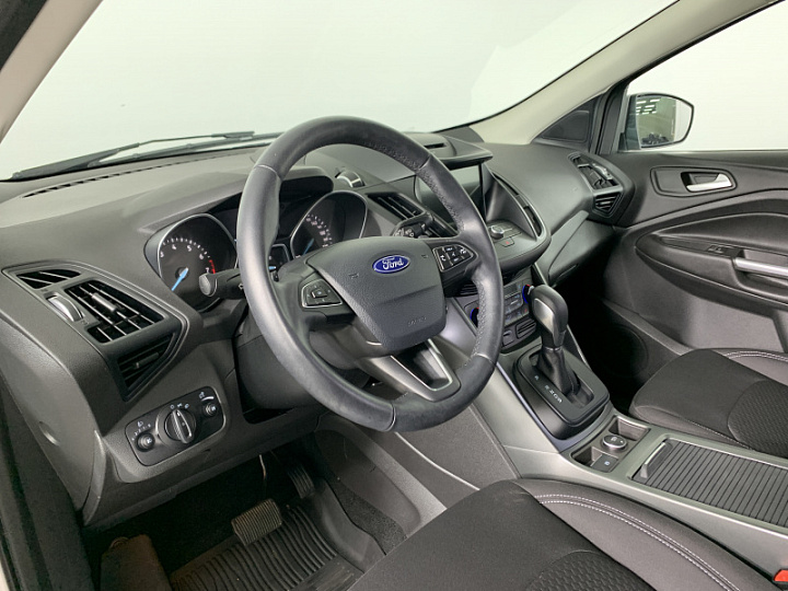 FORD Kuga 2.5, 2018 года, Автоматическая, Серебристый
