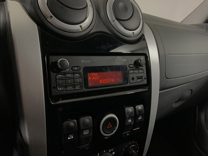 Lada Largus 1.6, 2019 года, Механика, Серебристый