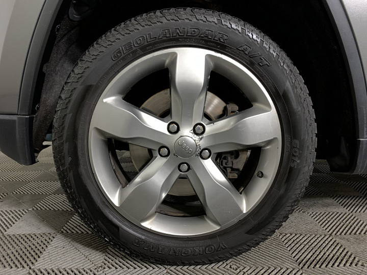 Jeep Grand Cherokee 3, 2012 года, Автоматическая, Серый